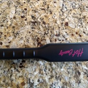 Hot Beauty Flat Iron